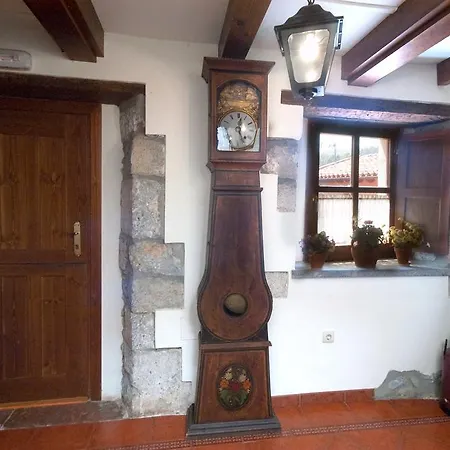 El Cueto De Los Collado Villanueva de Pria